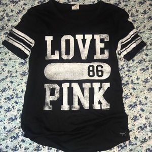 VS PINK TEE
